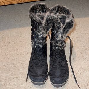 EUC Columbia Minx Tall Winter Boots